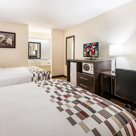 Red Roof Inn Indianapolis - Castleton Esterno foto