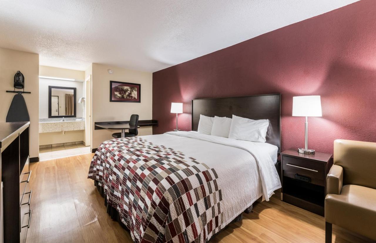 Red Roof Inn Indianapolis - Castleton Esterno foto