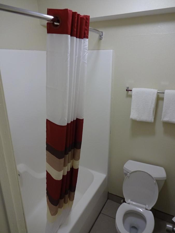 Red Roof Inn Indianapolis - Castleton Esterno foto
